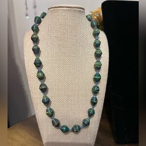 Elegant Green Beaded Necklace